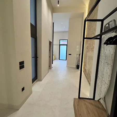 Industrial Near Plaza Ponce De Leon アパート *