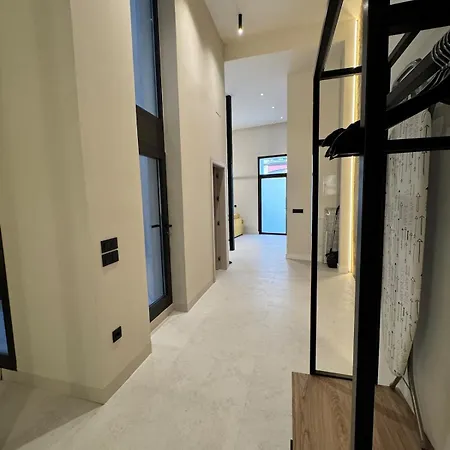 Industrial Near Plaza Ponce De Leon *